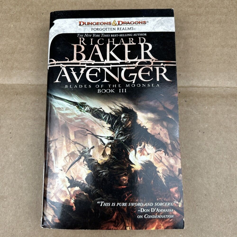 Avenger Blades of the Moonsea Book III Paper Back, Richard Baker 2010 D&D